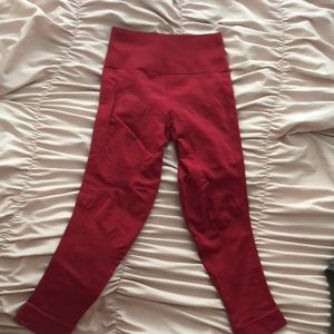 Size 6 Red lululemon crops